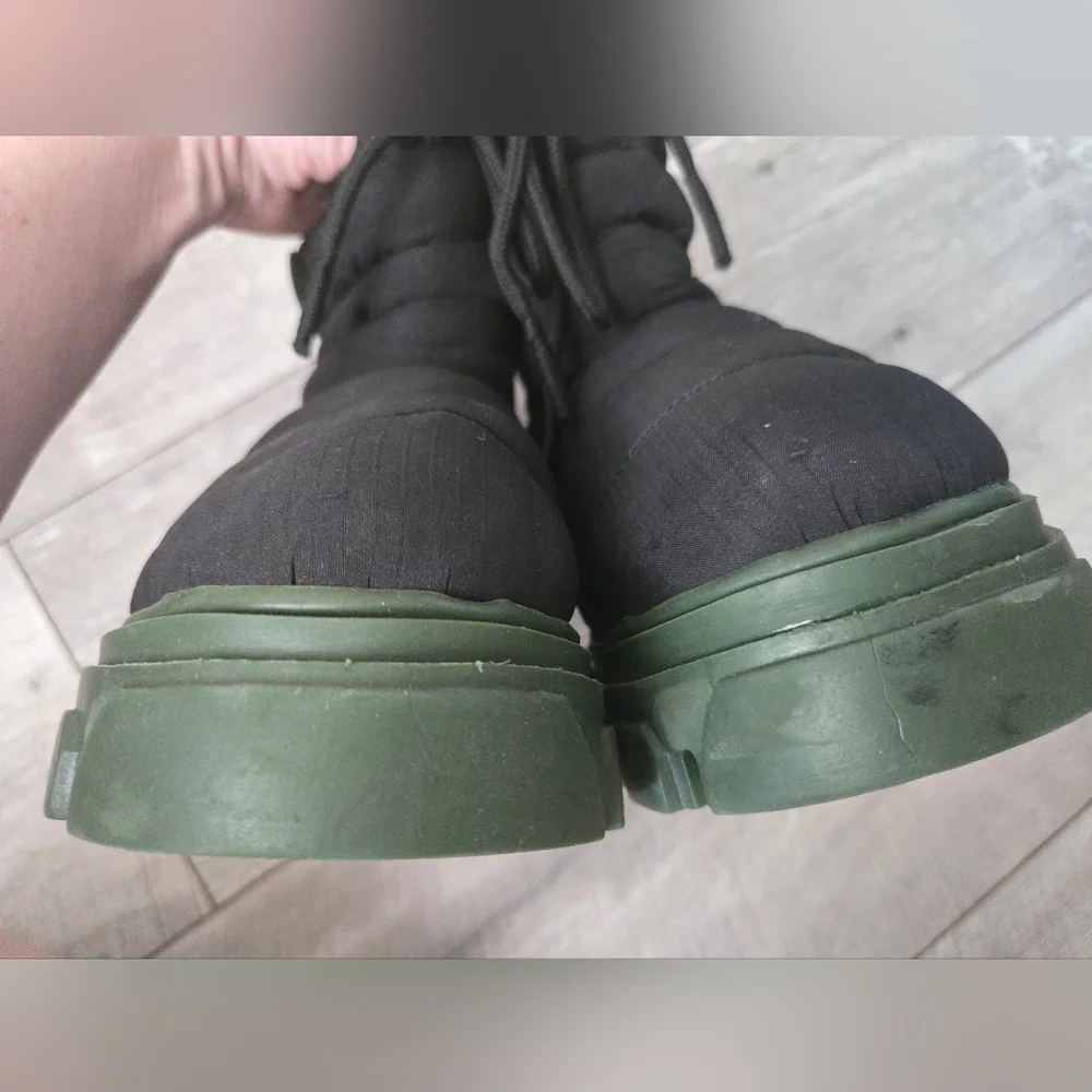 FARM RIO Lug Sole Bootie size 8